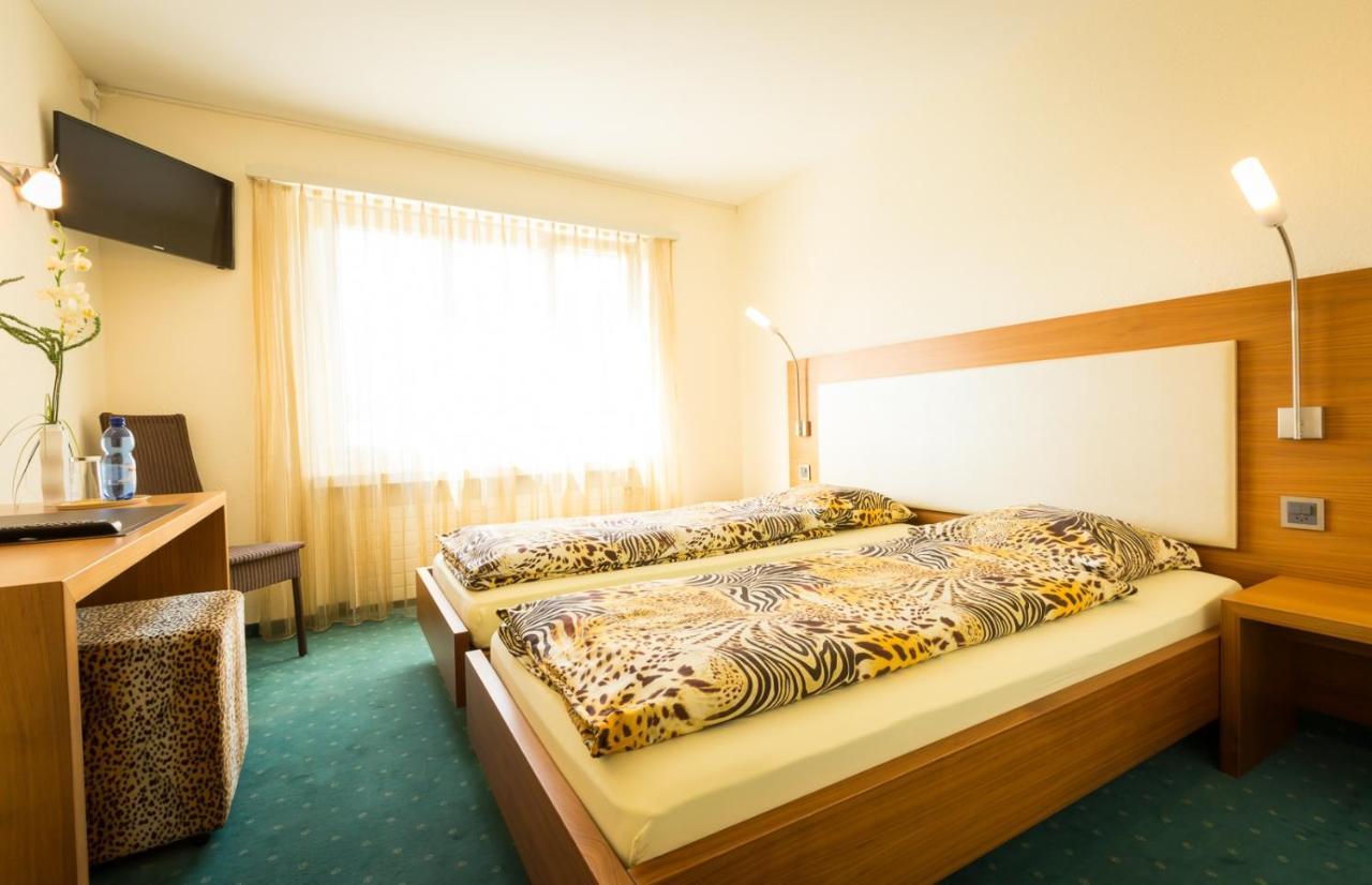 Hotel Franz Anton Sargans Bagian luar foto